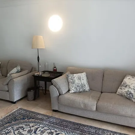 Riviera By Anthony Brown Holiday home
